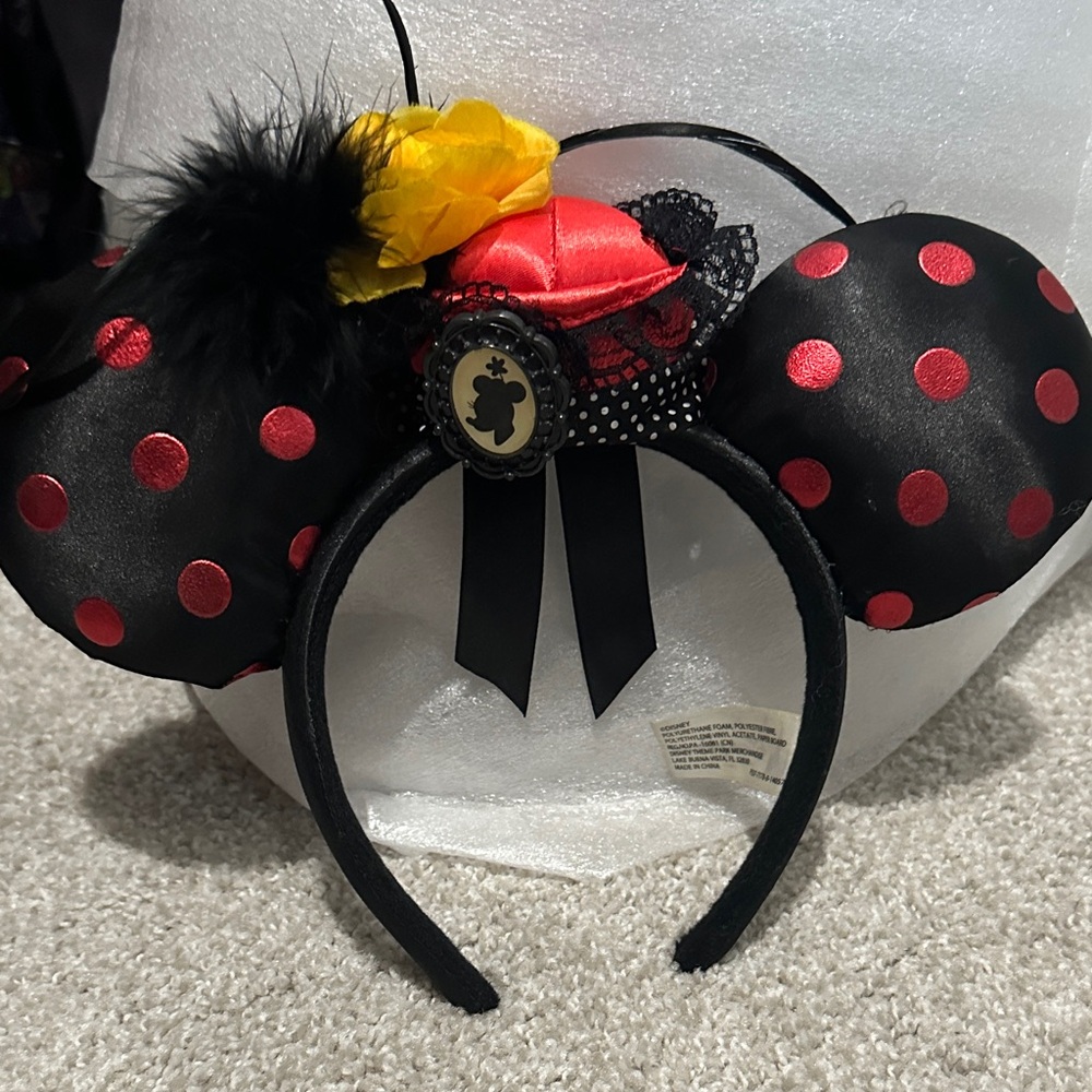 Disney Black and Red Minnie Mouse Hair Accessories